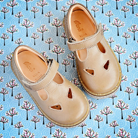 Ocra Girls Beige Shoe